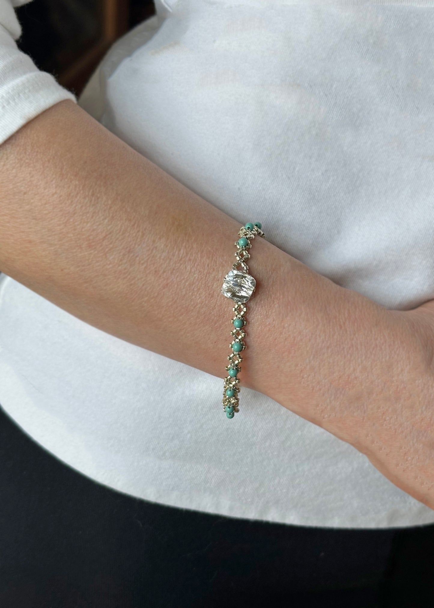 demure seafoam green swarovski pearl bracelet