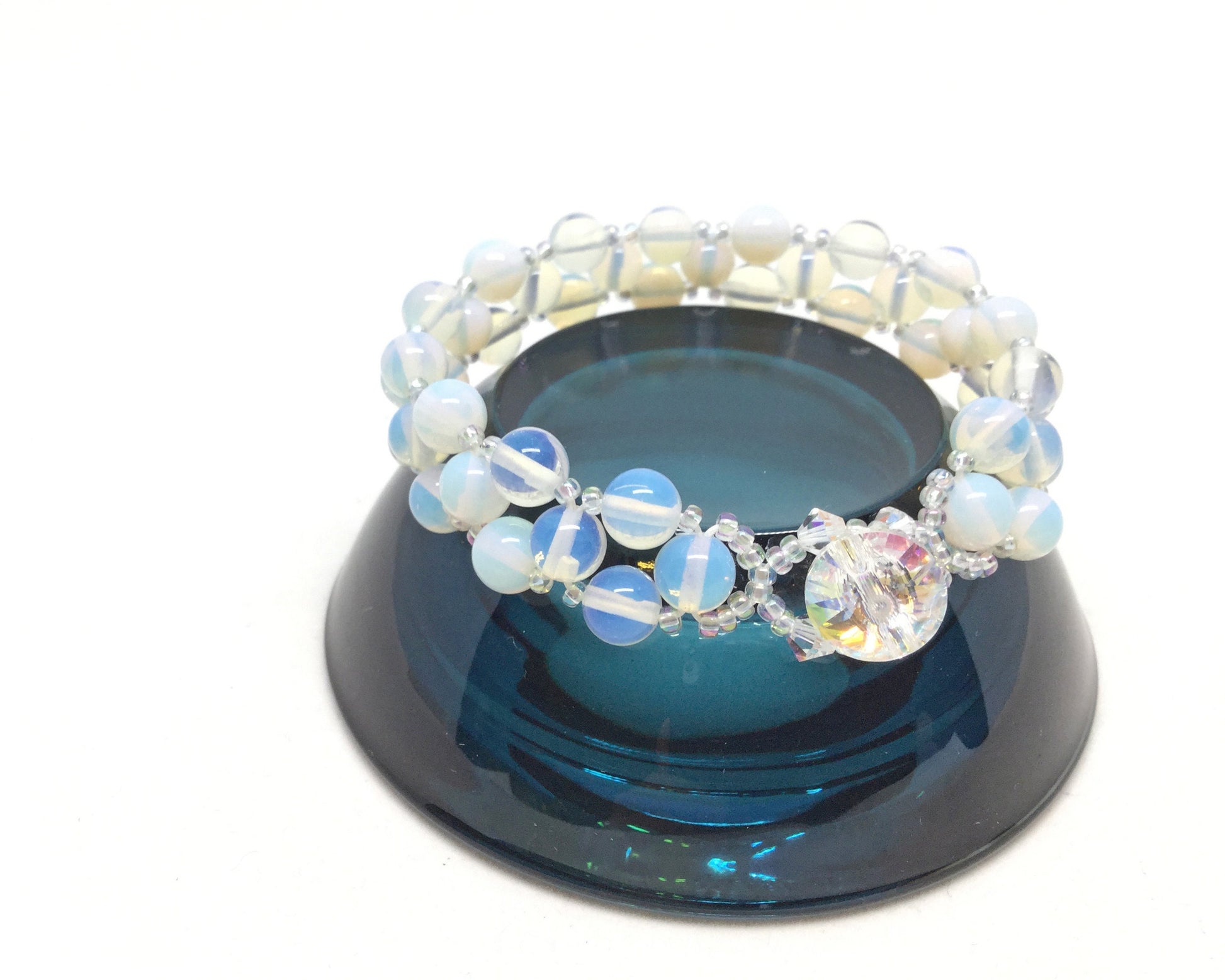 opalite gemstone bracelet . iridescent gemstone . opal gemstone bracelet . opalite jewelry . iridescent beaded bracelet . iridescent ombre